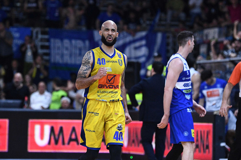 Givova Scafati, seconda prova stagionale da almeno 30 punti per David Logan contro Brescia