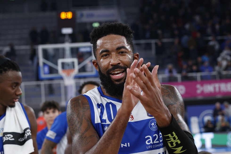 Germani Brescia, Michael Cobbins firma il nuovo “high” in Italia per rimbalzi catturati (12) nella vittoria contro Tortona