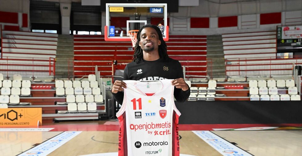 Openjobmetis Varese, presentato Ike Iroegbu: "Pronto a fare il meglio per la squadra"