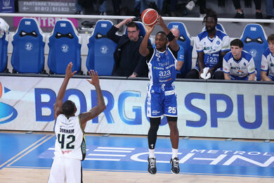 Vanoli Cremona vs Germani Brescia: Trận đấu của những ngôi sao cũ và cơ hội vào play-off