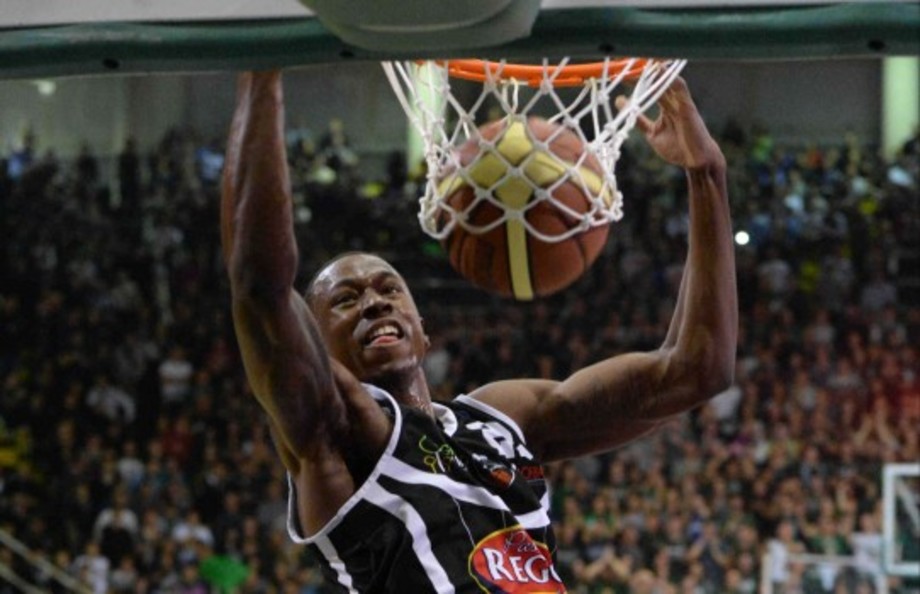 L'’Umana Reyer Venezia ingaggia il pivot  Cameron Moore