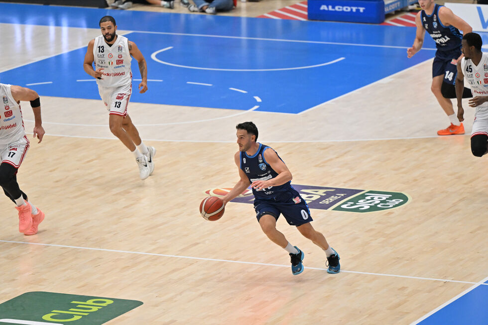 Il lunch match Bertram Derthona Tortona - Napoli Basketball domenica alle 12.00 (live su LBATV, Sky Sport Uno e Sky Sport Basket)