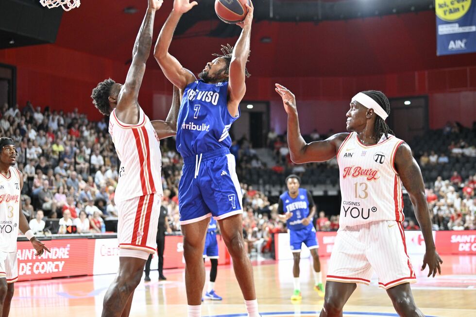 La Nutribullet Treviso Basket si arrende in finale al JL Bourg-En-Bresse nell'AIN Star Game (100-85)