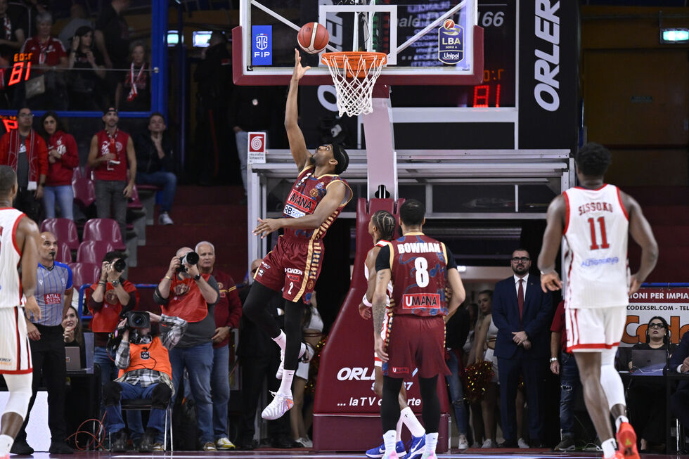 Segui LIVE la 3ª giornata della Serie A Unipol 2025/26: Venezia vince nell'anticipo per 102-66
