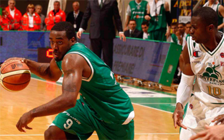K.C. Rivers e' della Virtus Bologna