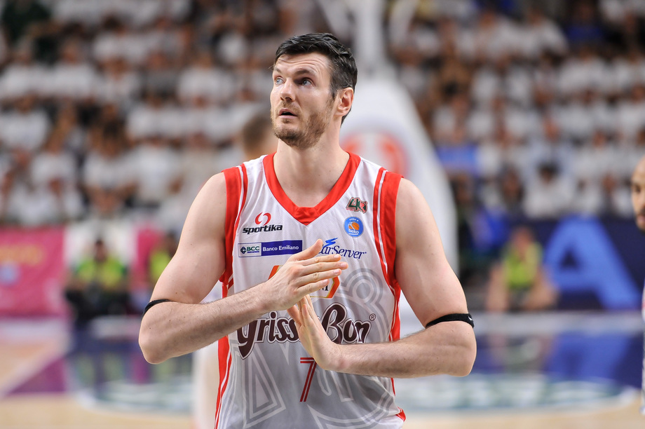 Grissin Bon, Lavrinovic rinnova: 'Ripaghero' la fiducia del club'