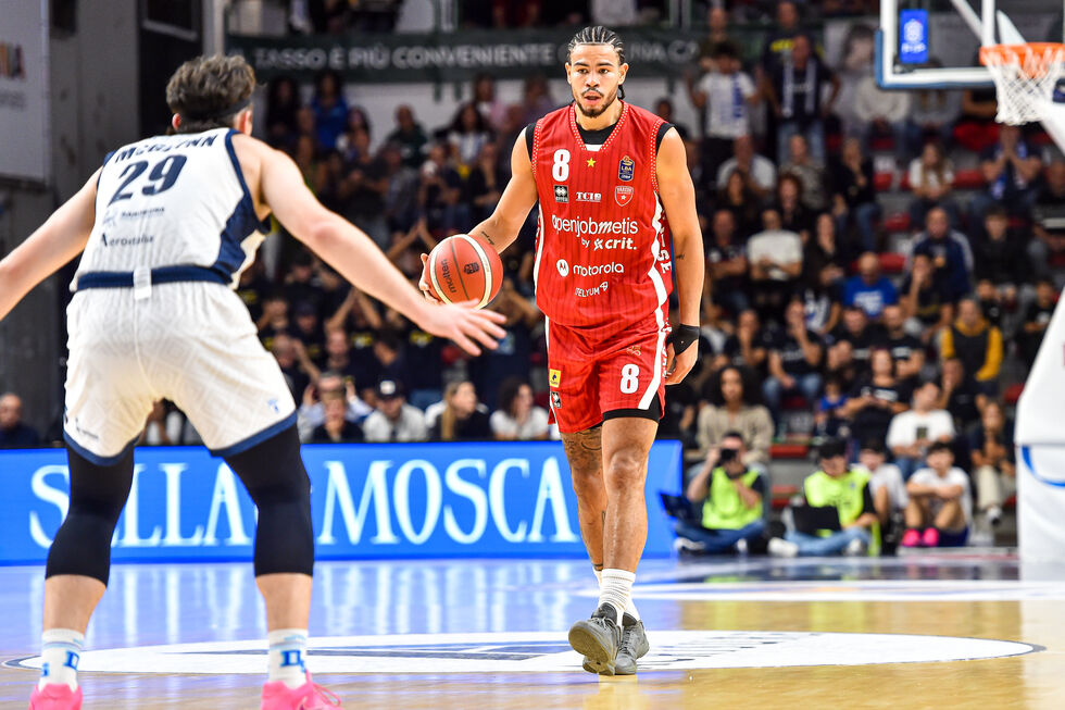 Openjobmetis Varese - Banco di Sardegna Sassari (domenica ore 17:30 LBATV), 41ª sfida tra le squadre
