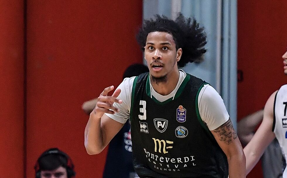 Tajion Jones resta alla Vanoli Basket Cremona anche per la prossima stagione