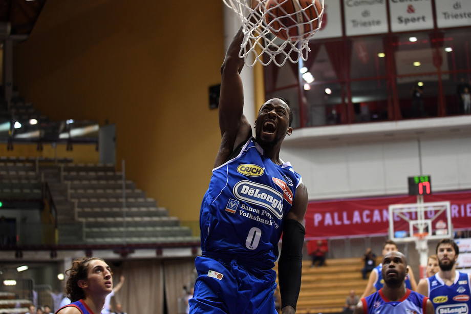Happy Casa Brindisi, sotto canestro arriva John Brown III