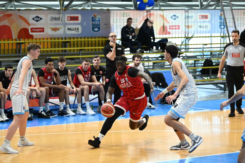 IBSA NextGen Cup 2024/25, Girone A: la Pallacanestro Varese si impone nettamente contro la Vanoli Cremona guidata da Assui e Prato