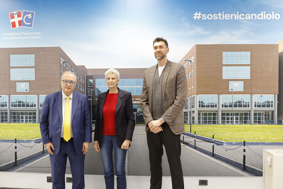 Il Presidente LBA Gherardini e l'LBA Executive Advisor Bargnani in visita alla Fondazione Piemontese per la Ricerca sul Cancro