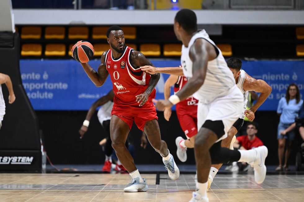 Armani Olimpia Milano, k.o. in amichevole a Biella contro il PAOK Salonicco (77-89)
