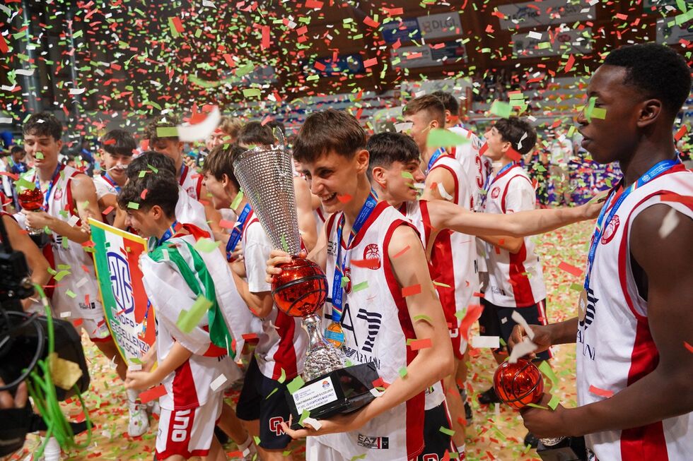 L'EA7 Emporio Armani Milano trionfa nella Finale Nazionale Under 15 Eccellenza: Secondo Titolo Consecutivo  