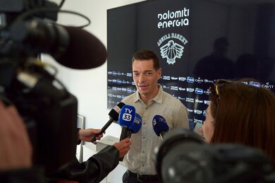 Coach Alessandro Rossi ra mắt Aquila Basket Trentino