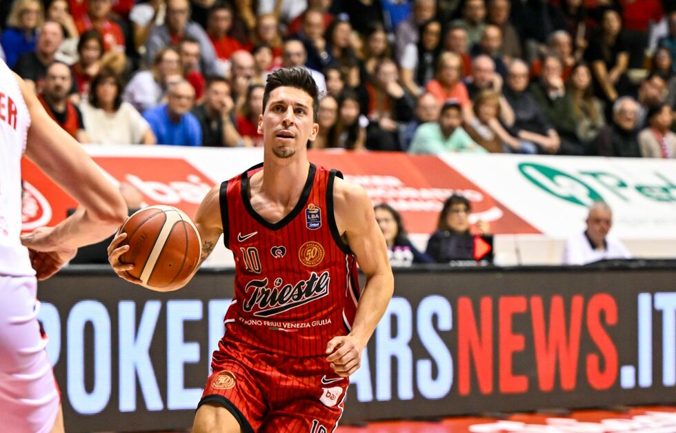 Pallacanestro Trieste, parla Ruzzier: "Indossare ancora questa maglia ha un sapore speciale"