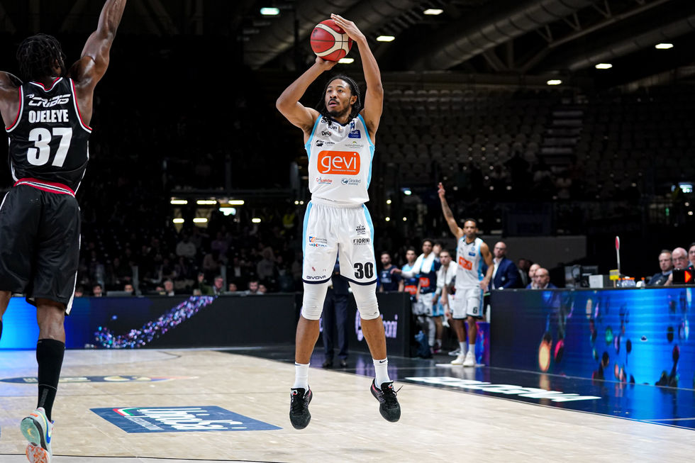 Elijah Stewart torna in Italia, accordo con la Givova Scafati Basket