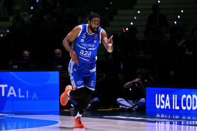 CJ Massinburg: 'Tôi có thể là tia lửa cho Germani Brescia' và những dự đoán hấp dẫn