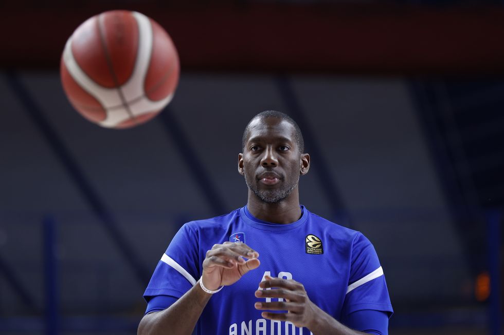 Bryant Dunston torna in Italia, ufficiale l'accordo con la Virtus Segafredo Bologna