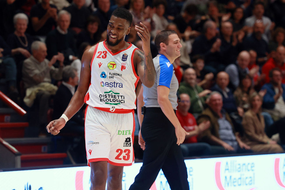Estra Pistoia, nel successo contro Venezia il miglior Jordon Varnado mai visto in Serie A (26 punti e 26 di valutazione)