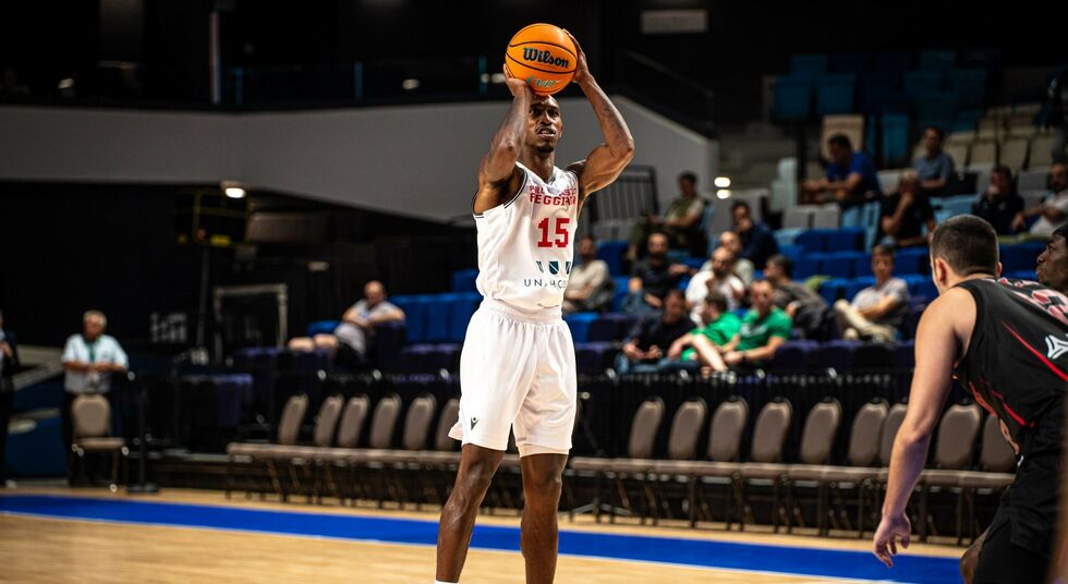La UNA Hotels Reggio Emilia si arrende in volata per 81-78 contro Antwerp e viene eliminata dal Qualification Round Tournament di BCL