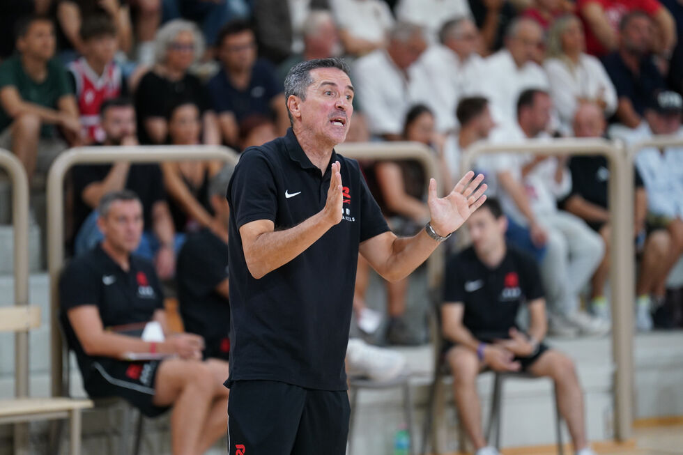 UNA Hotels Reggio Emilia - Dolomiti Energia Trentino sabato alle 20.30 (live su LBATV), coach Priftis alla 100ª panchina in Serie A