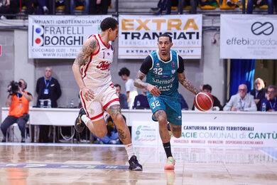 L'Acqua S.Bernardo Cantù Thắng Đậm Trieste 97-76: Green và Ballo Tỏa Sáng