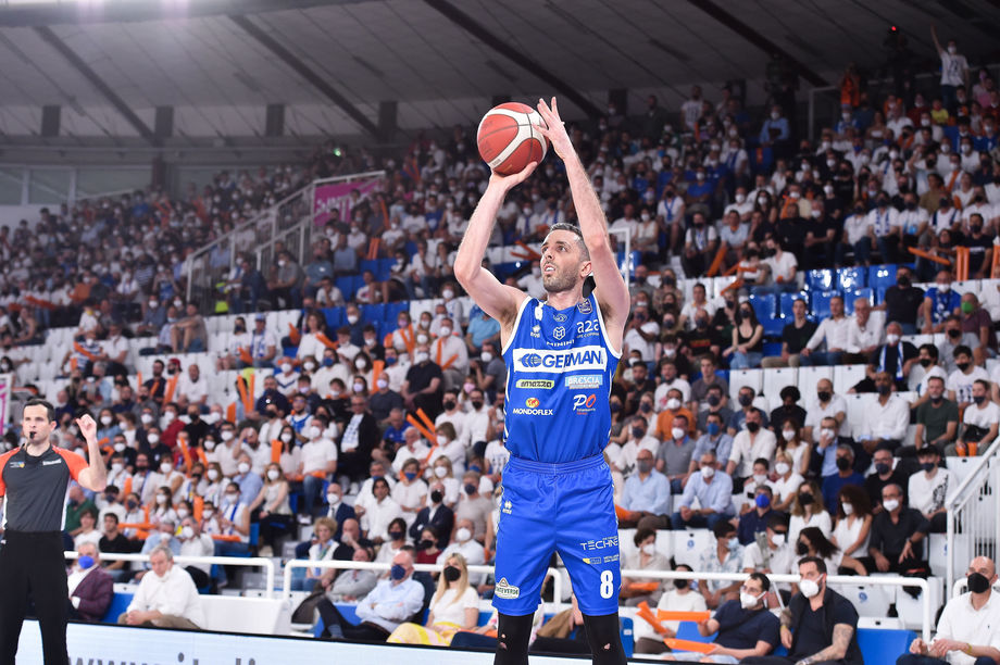 Amedeo Della Valle torna alla Germani Brescia: "Contento di essere qui in quella che è casa mia"