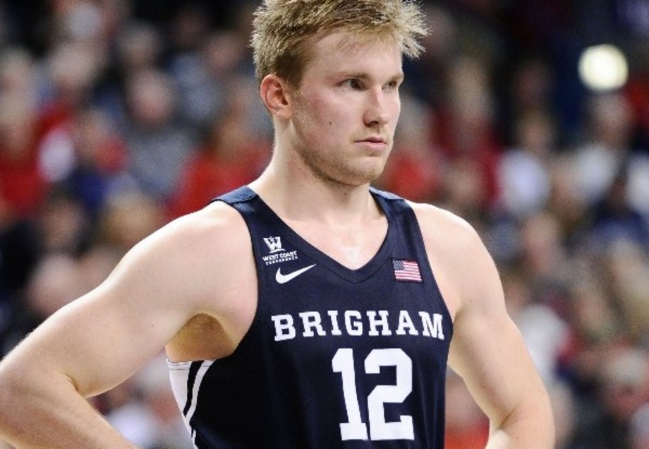VL Pesaro, sottocanestro arriva Eric Mika