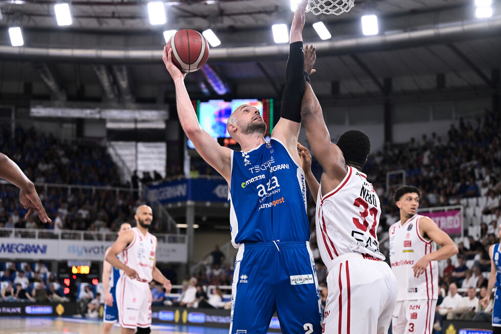 Conclusa Gara 2 di Brescia - Milano: la Germani vince 85-79 e pareggia la serie sull'1-1!