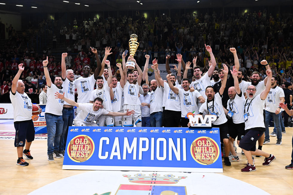 La Vanoli Cremona batte l'Unieuro Forlì nella finale del Tabellone Oro e torna in Serie A dopo un anno