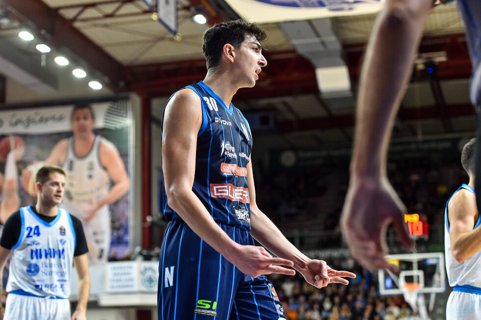 Guerri Napoli, parla Caruso: "Sto trovando il ritmo e la mia dimensione in una squadra molto competitiva"