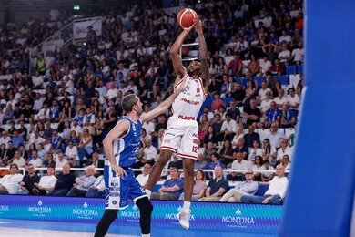 EA7 Milano thắng áp đảo Gara 1 trước Brescia với Bolmaro, Brooks