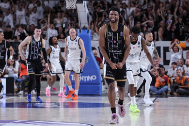 102 điểm ở Gara 3, Trentino san bằng kỷ lục CLB tại playoff