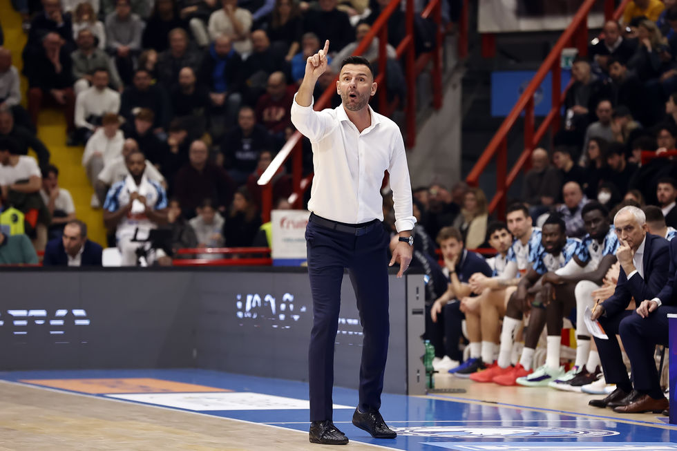 Generazione Vincente Napoli Basket, la carica di coach Milicic: "Vogliamo arrivare a Torino con il massimo dell'energia positiva”