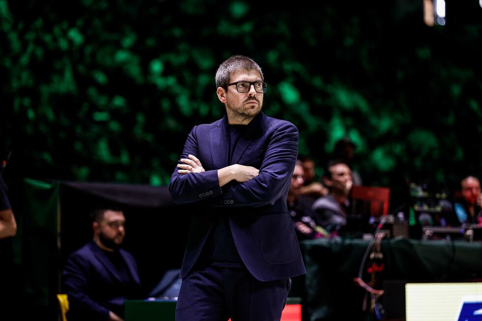 Germani Brescia, l'obiettivo di coach Cotelli: "Puntiamo ad arrivare tra le prime quattro. Mercato? Siamo attenti"