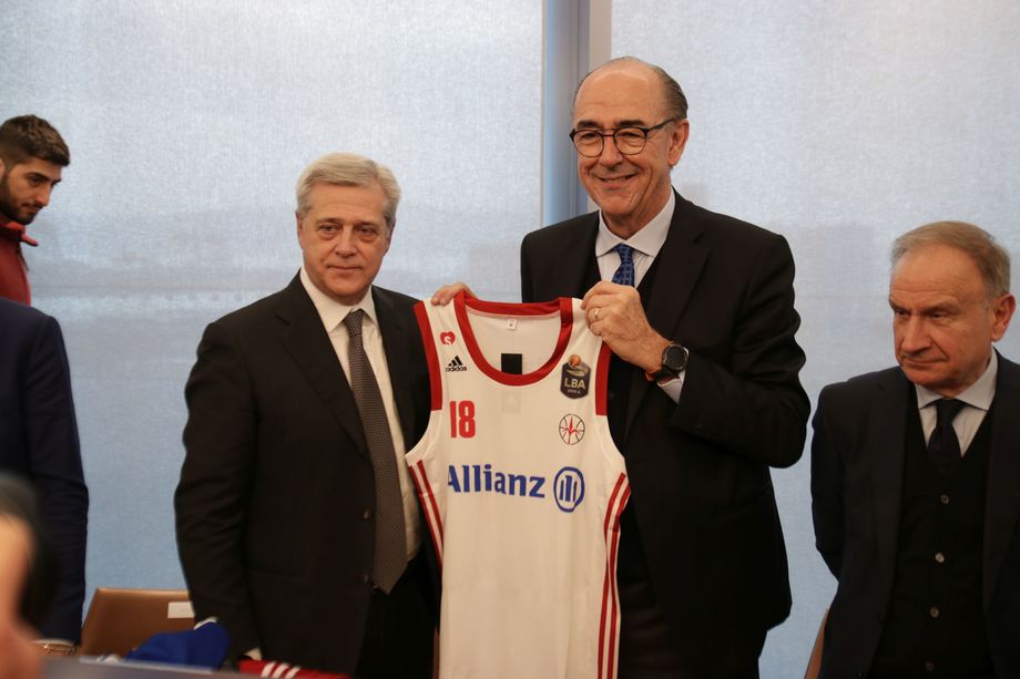Ghiacci: 'Il futuro di Trieste inizia oggi'