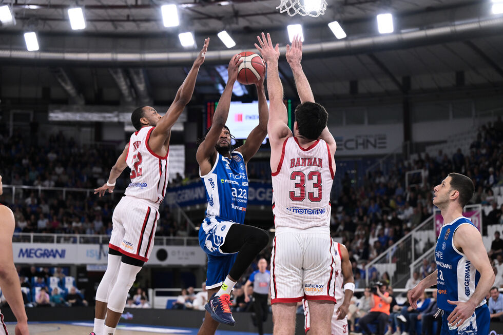 Conclusa Gara 2 di Brescia - Trieste: la Germani vince 90-82 e pareggia la serie sull'1-1!