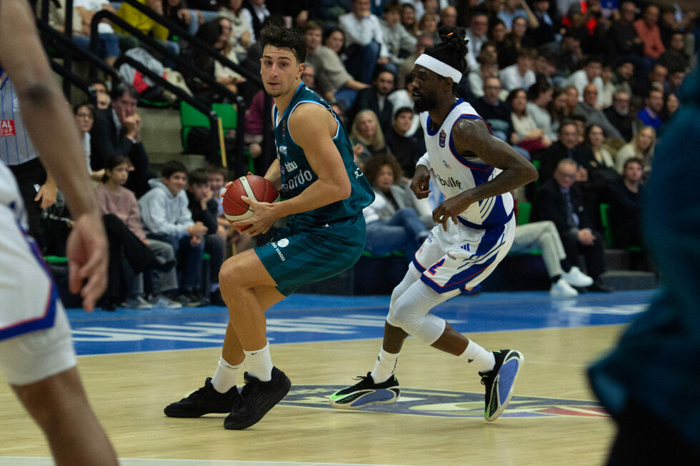 Acqua S.Bernardo Cantù - Nutribullet Treviso Basket domenica ore 17.00 (live su LBATV), Bortolani e Green sono gli ex della partita