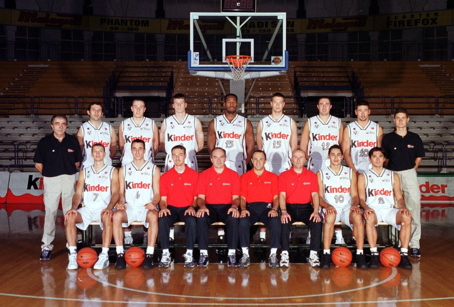 Lega Basket Serie A La Virtus Kinder Bologna del 200001 è la squadra più votata dei 50 anni LBA