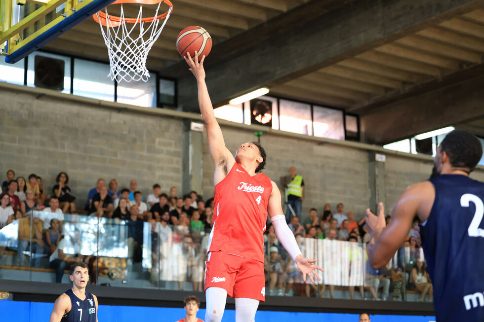 Pallacanestro Trieste, sconfitta per 91-81 in amichevole contro la Fortitudo Bologna