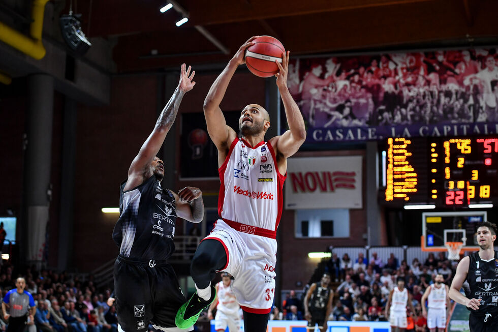 Mirotic e Shields dominanti, l'EA7 Emporio Armani Milano allunga nel terzo periodo e stende la Bertram Derthona Tortona 