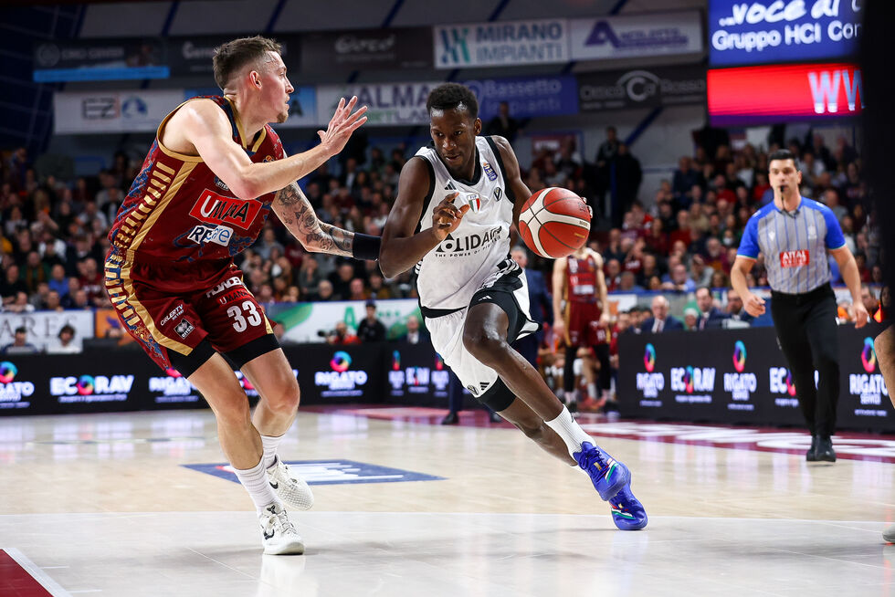 Virtus Olidata Bologna - Umana Reyer Venezia domenica alle 20.00 (live su LBATV, Sky Sport Uno e Sky Sport Basket) chiude il programma della 25ª giornata