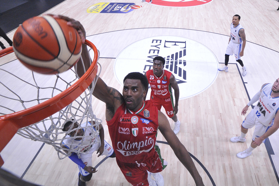 Il Banco di Sardegna ufficializza James McLean
