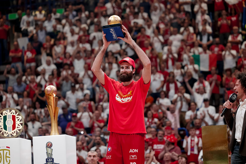 Gigi Datome è l'MVP delle LBA Finals UnipolSai 2023: "Fatto un grande lavoro di squadra, grazie a tutti"