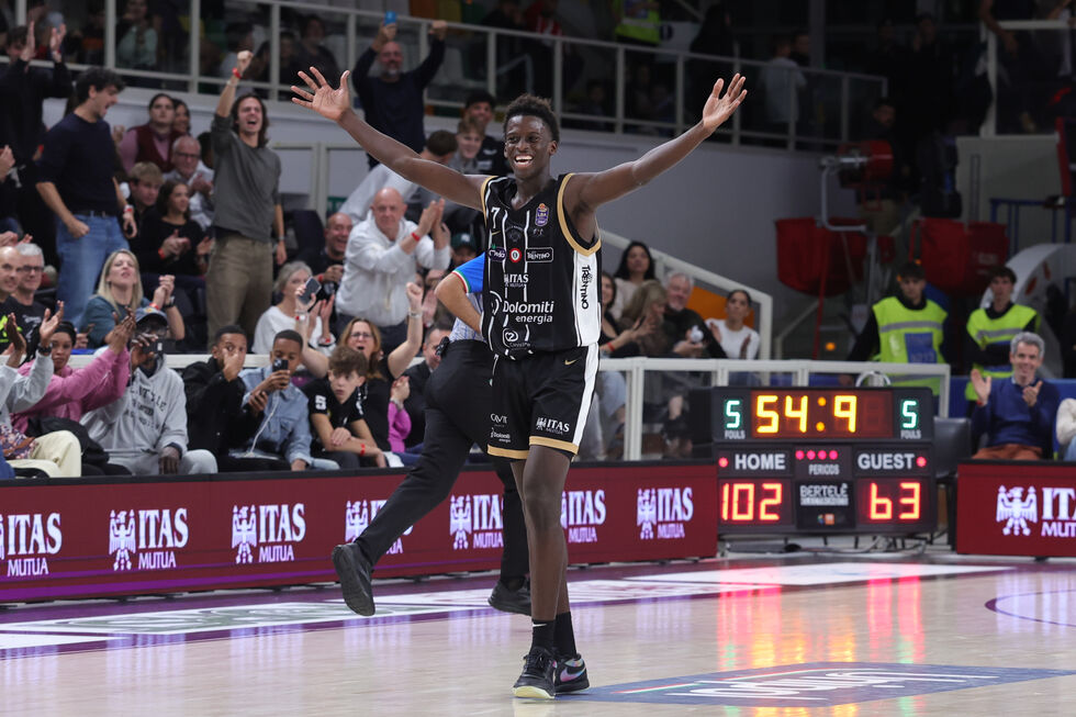 Cheickh Niang è il Best ITA Fastweb della prima giornata della Serie A Unipol 2025/26