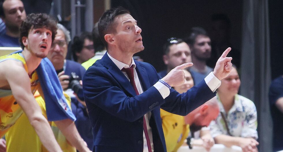 NutriBullet Treviso Basket, ecco coach Rossi: "Essere qui mi riempie di orgoglio". Il GM Pasquini: "Ora creiamo un bel gruppo"