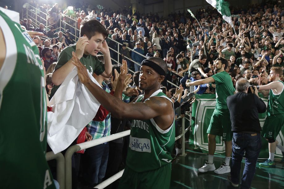 Sidigas Avellino, prosegue il matrimonio con Marques Green