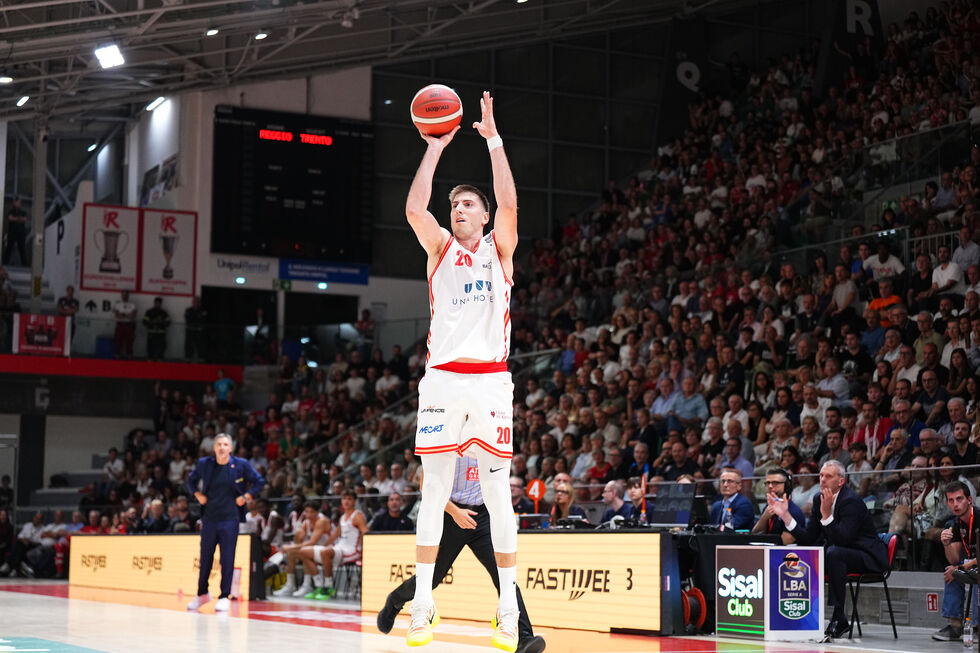 UNA Hotels Reggio Emilia - Bertram Derthona Tortona domenica ore 17.00 (live su LBATV), l'ex Severini alla presenza numero 250 in campionato