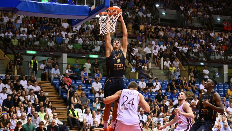 L’Italia vince contro la Lettonia per 91-75 nell’amichevole di Trieste