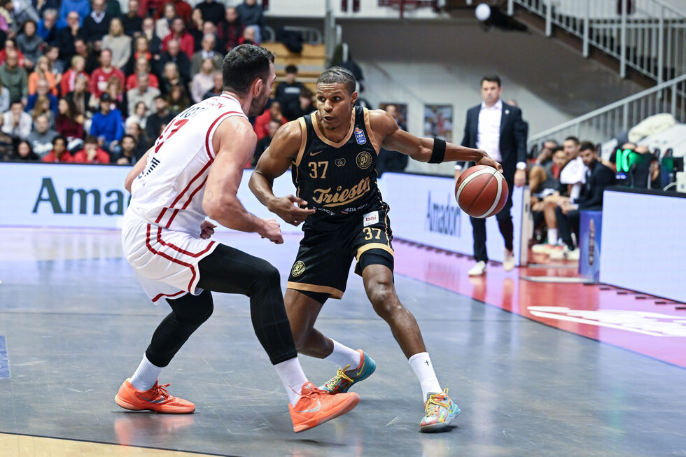 EA7 Emporio Armani Milano - Pallacanestro Trieste domenica ore 17:00 (live su LBATV, CIELO e Sky Sport Basket), Tonut e Moretti gli ex della partita